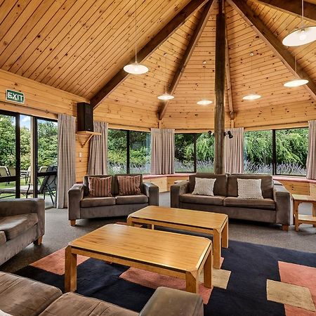 Altamont Lodge Wanaka Exterior foto