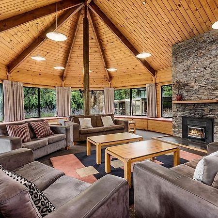 Altamont Lodge Wanaka Exterior foto